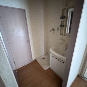 (玄関) (玄関)